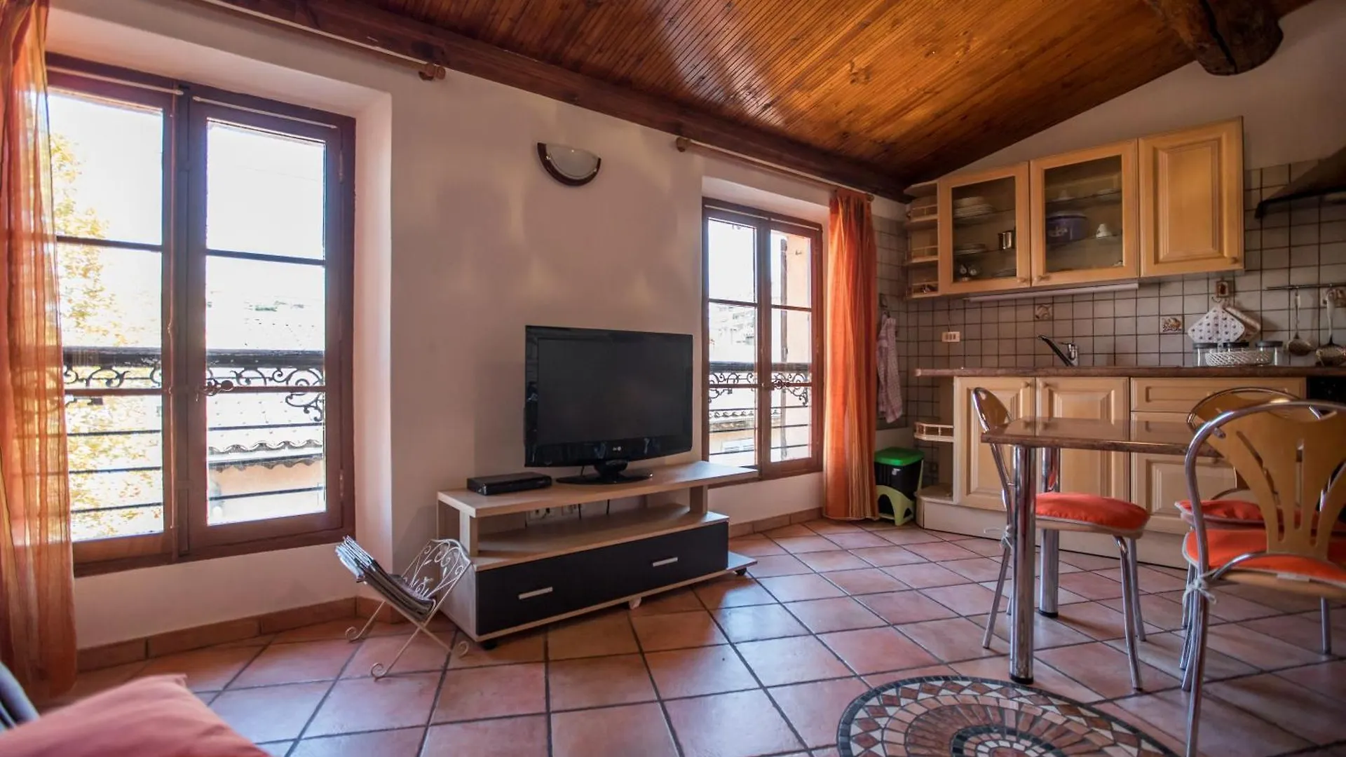 Le Suquet Style II By Connexion Apartment Cannes France